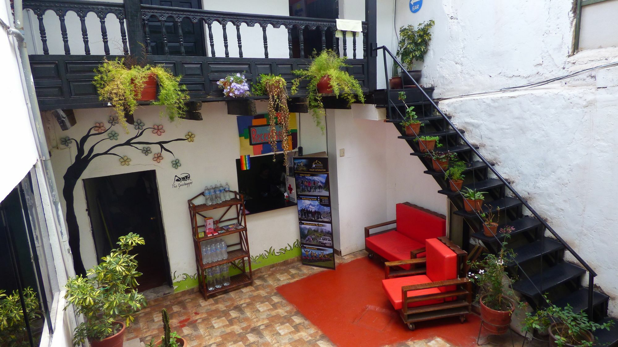 The Grasshopper Hostel Cusco Exteriör bild